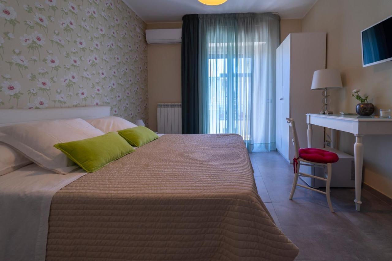 B&B Attico 160 Катания Екстериор снимка