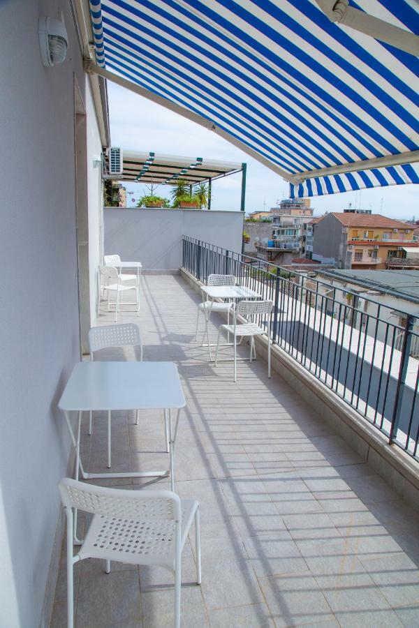 B&B Attico 160 Катания Екстериор снимка