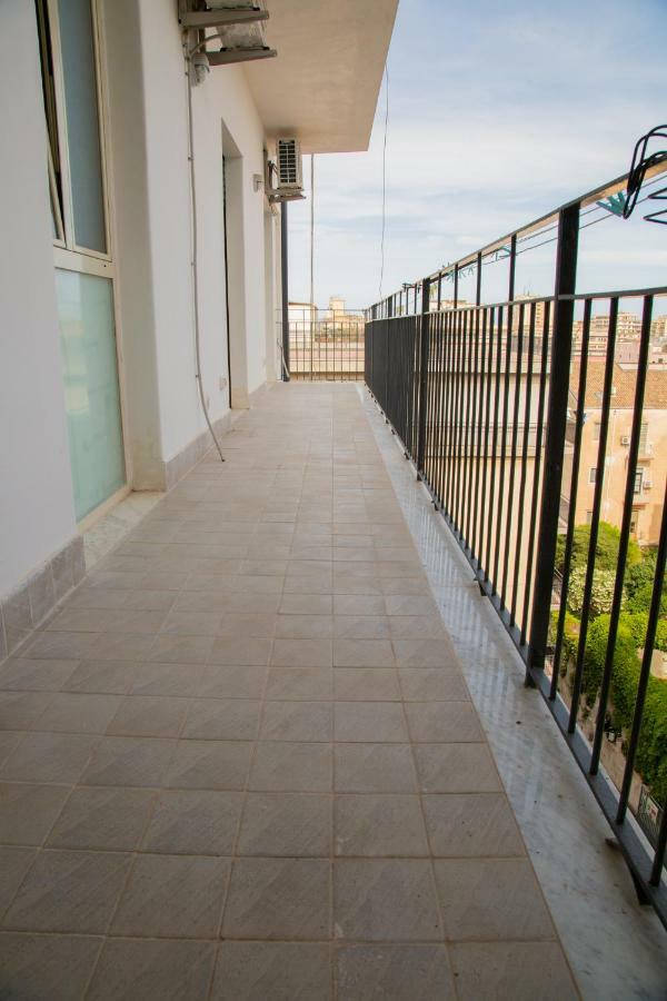 B&B Attico 160 Катания Екстериор снимка